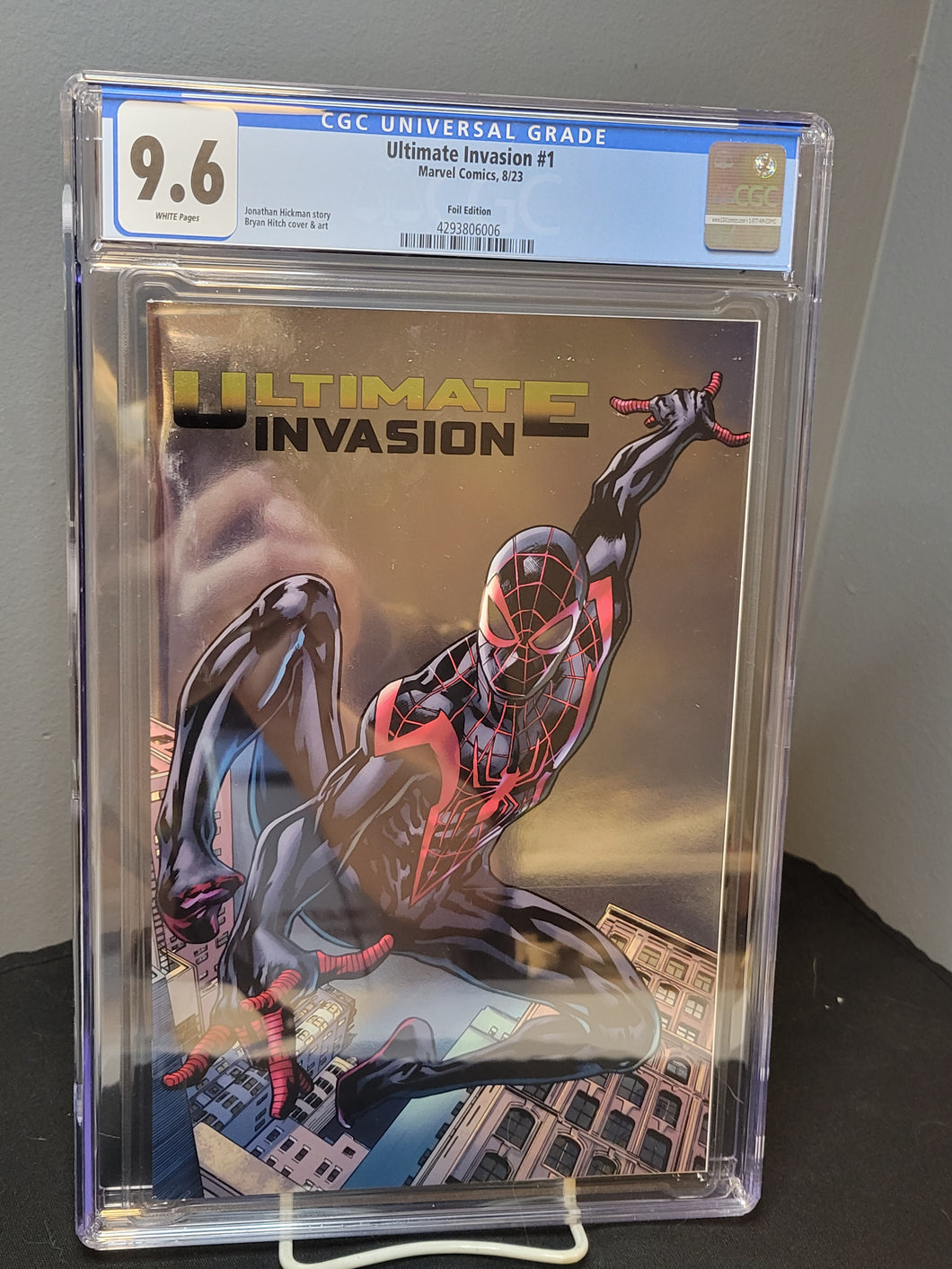 Ultimate Invasion 1 Hitch Foil Variant CGC 9.6