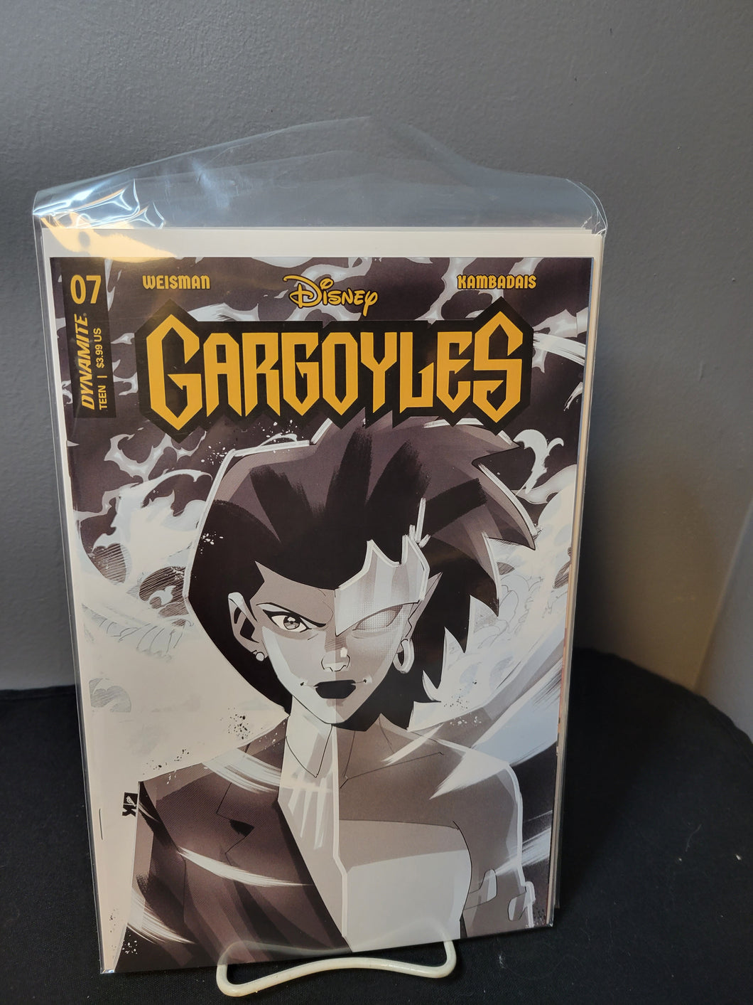 Gargoyles 7 1:10 Ratio Variant