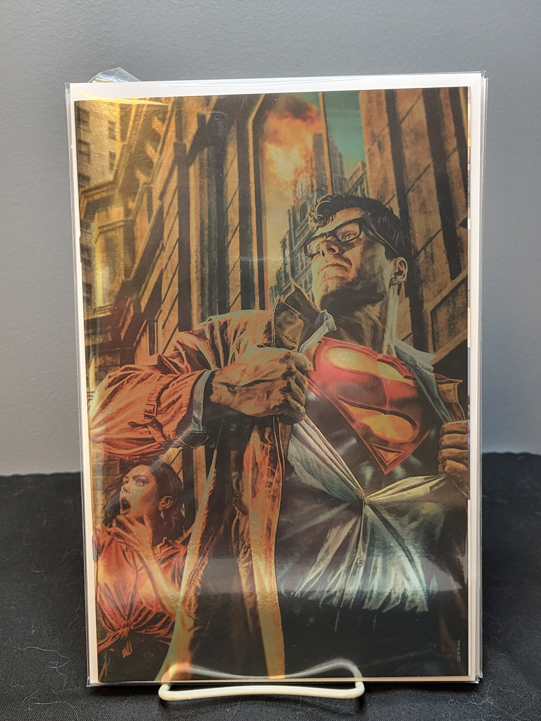 Superman #4 Bermejo Foil Variant