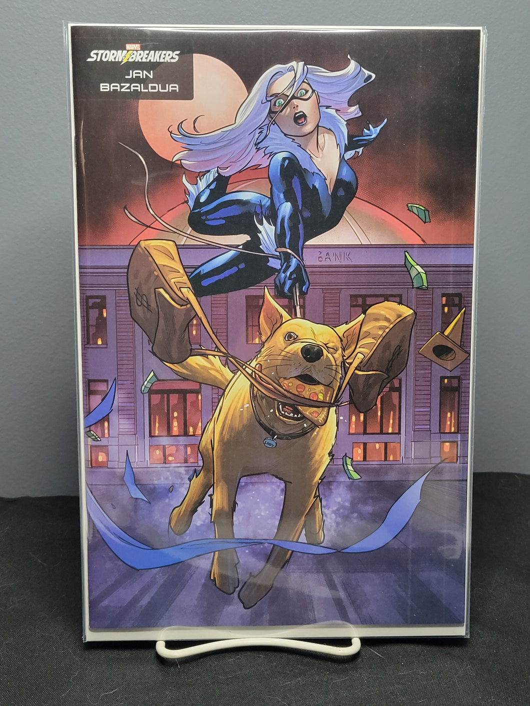 Amazing Spider-Man #32 (926) Bazaldua Variant