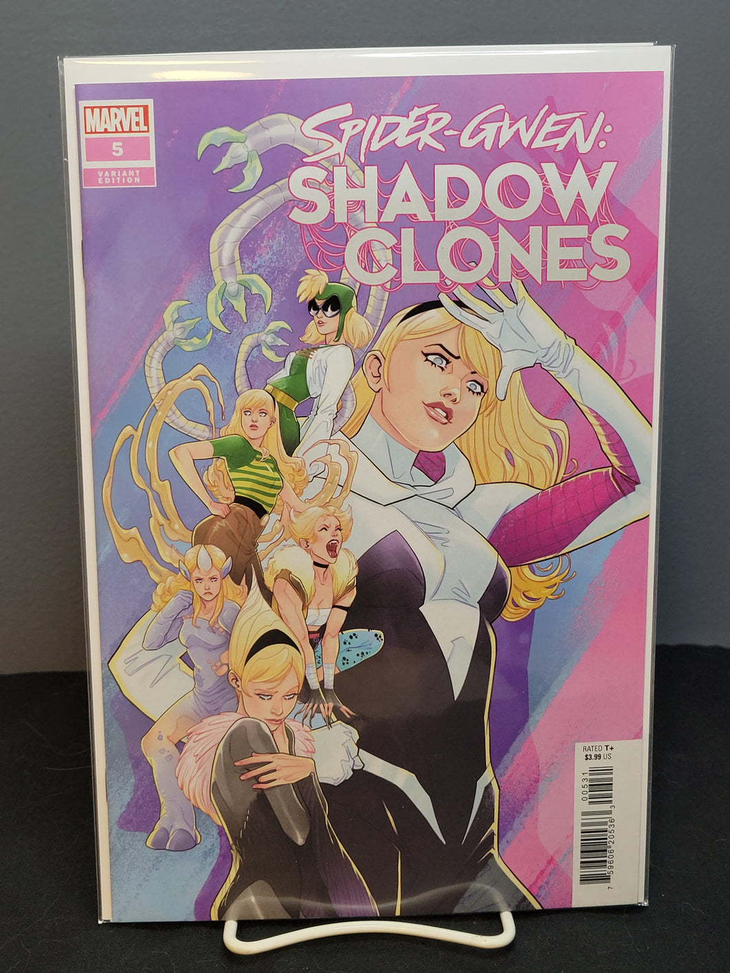 Spider-Gwen Shadow Clones #5 Variant