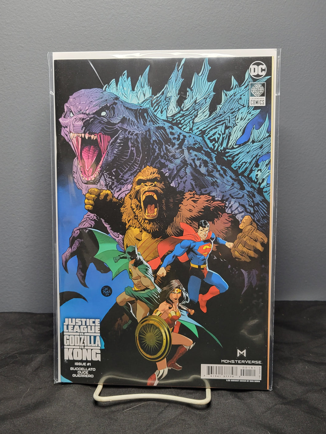 Justice League Vs Godzilla Vs Kong #1 1:25 Mora Variant