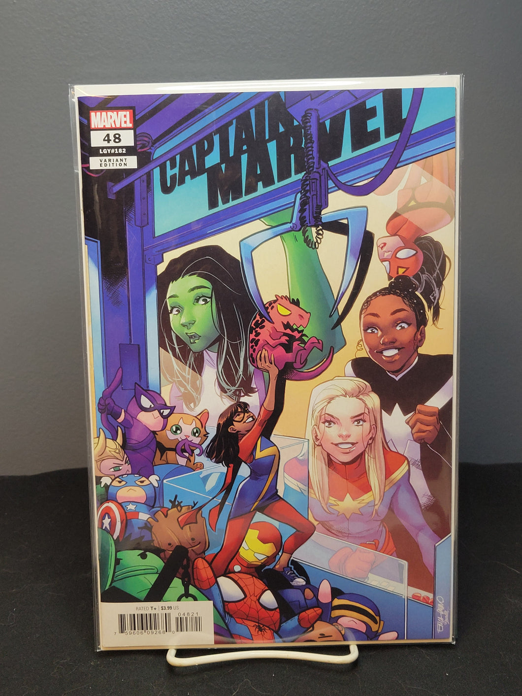 Captain Marvel #48 Variant
