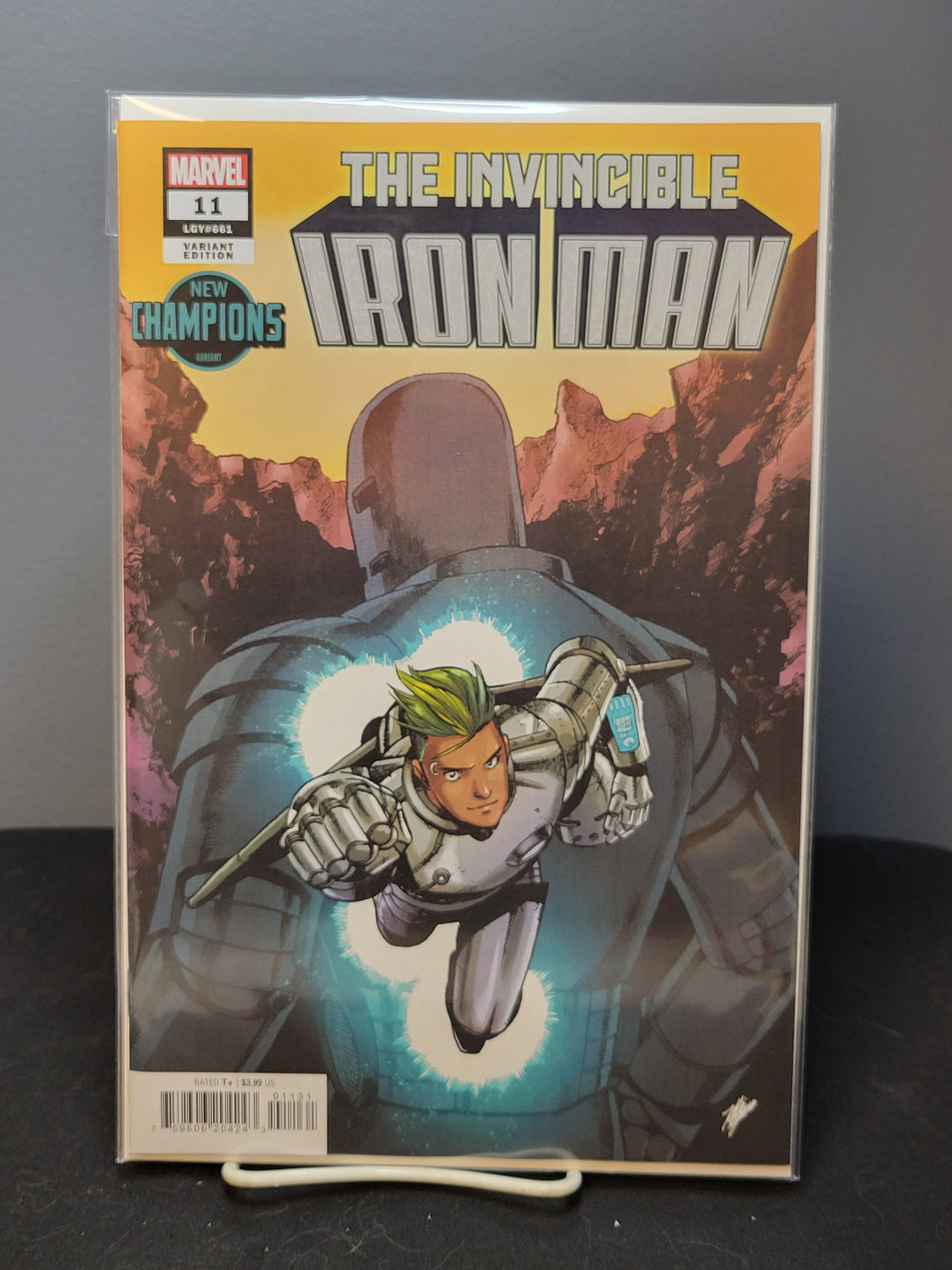 Invincible Iron Man #11 Variant