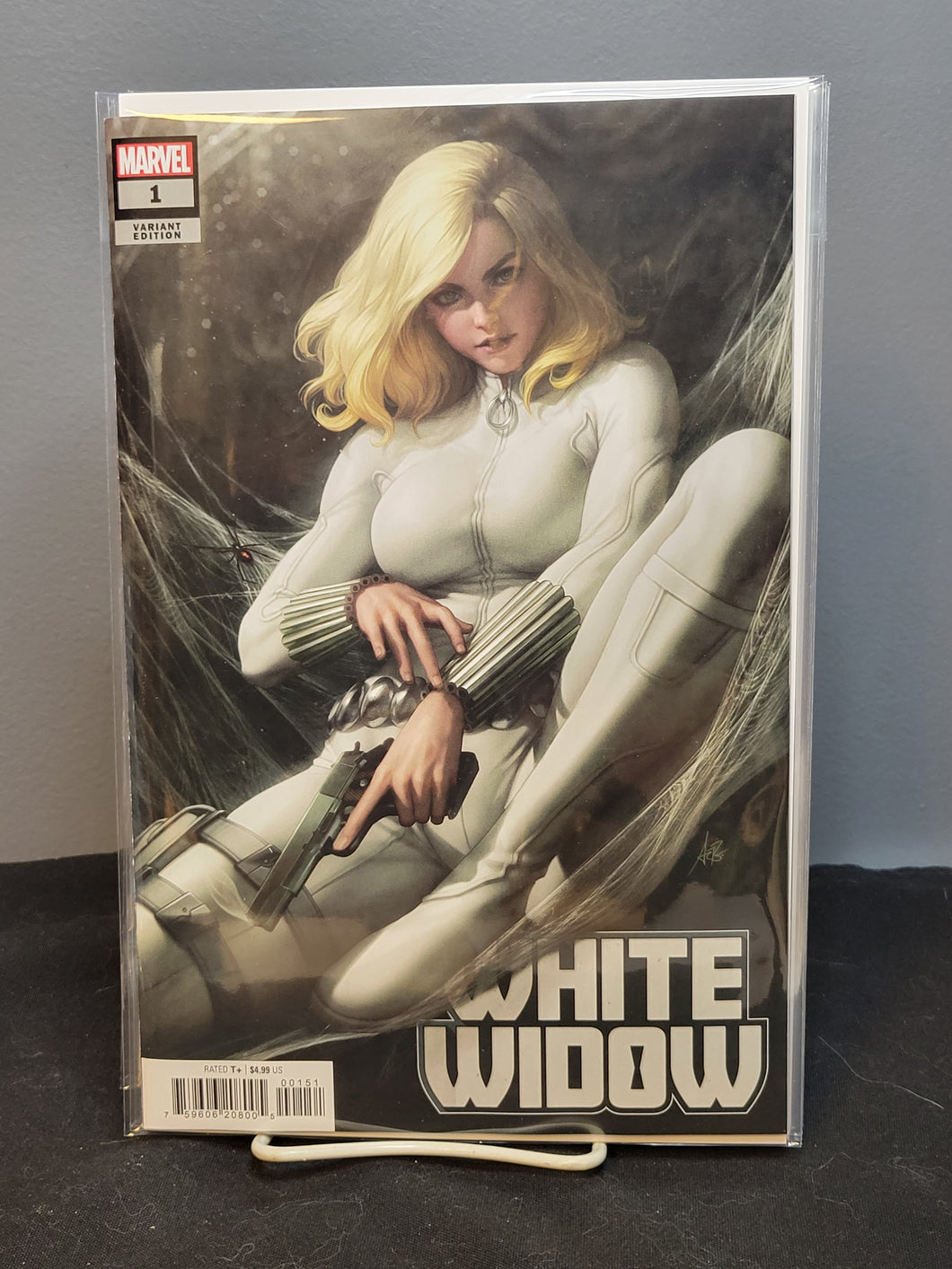 White Widow #1 Artgerm Variant