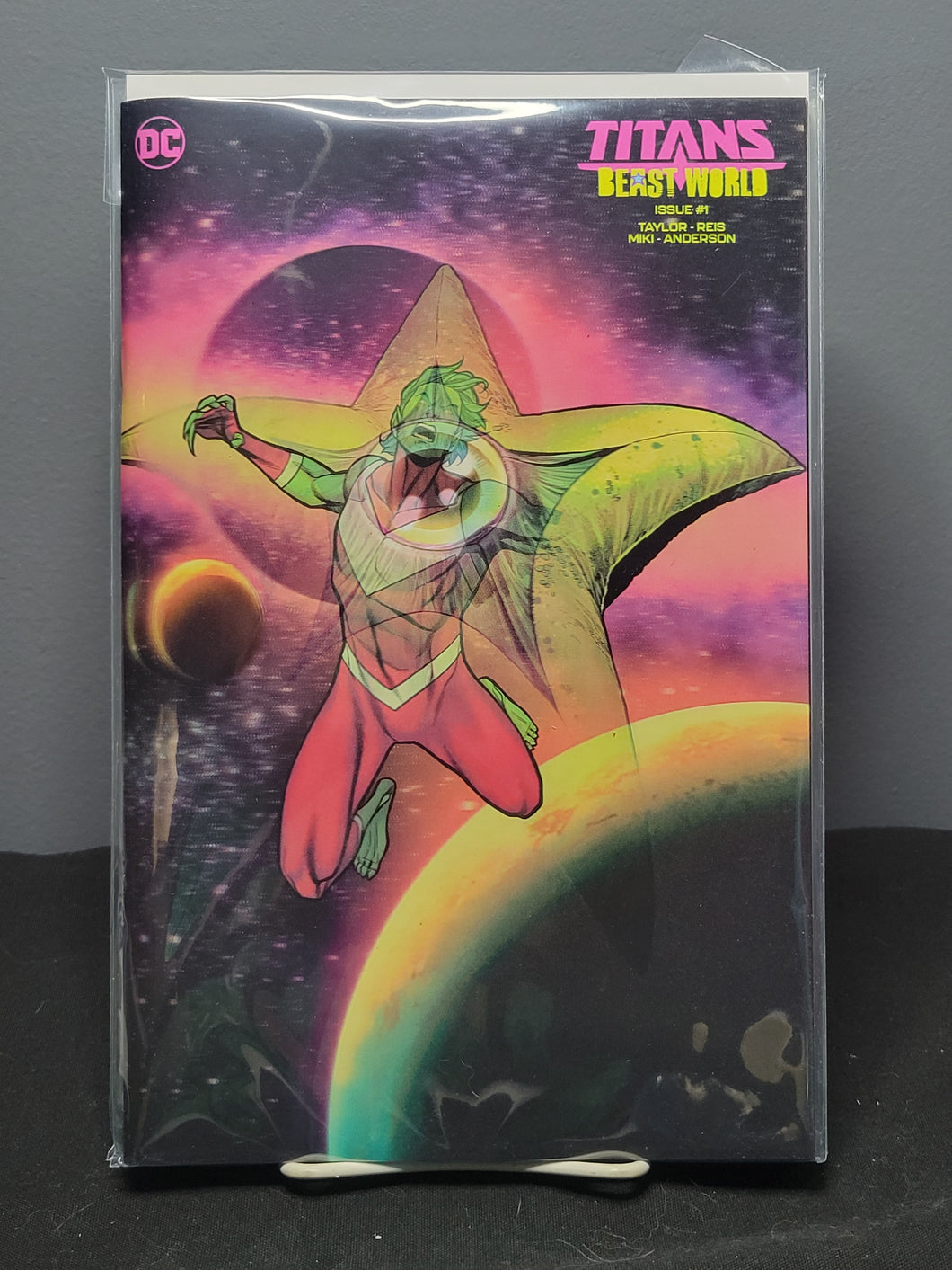 Titans Beast World #1 Lenticular Variant