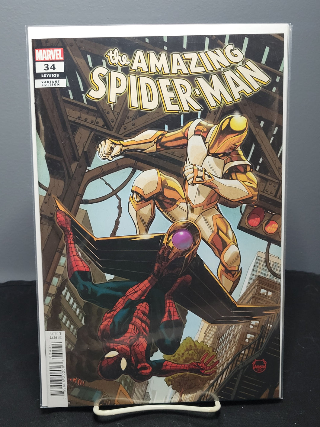 Amazing Spider-Man #34 (928) Variant