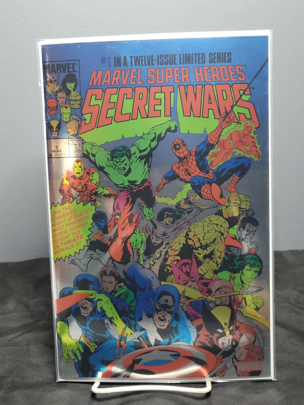 Secret Wars #1 Facsimile Foil Edition