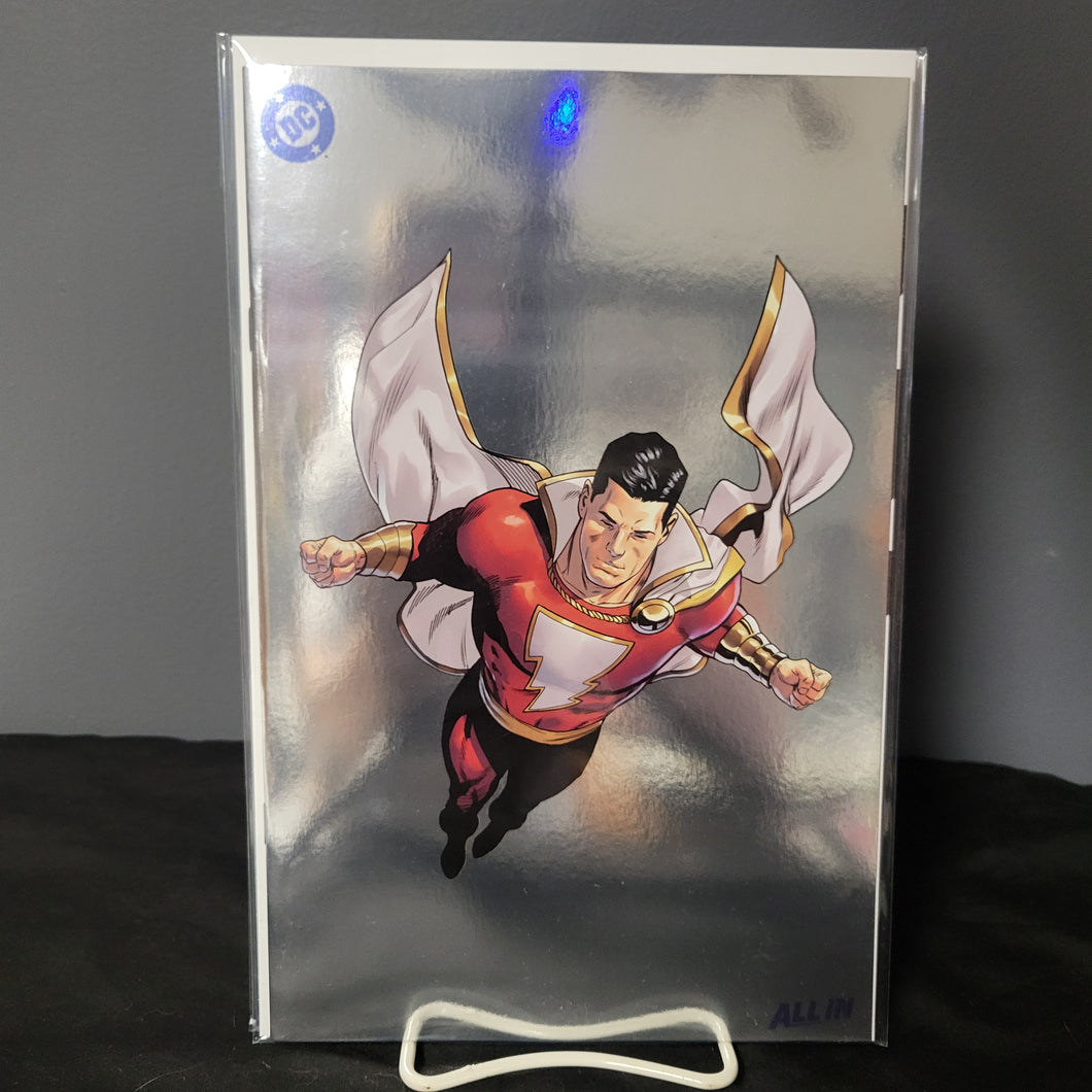 Shazam #16 Sampere Foil Variant