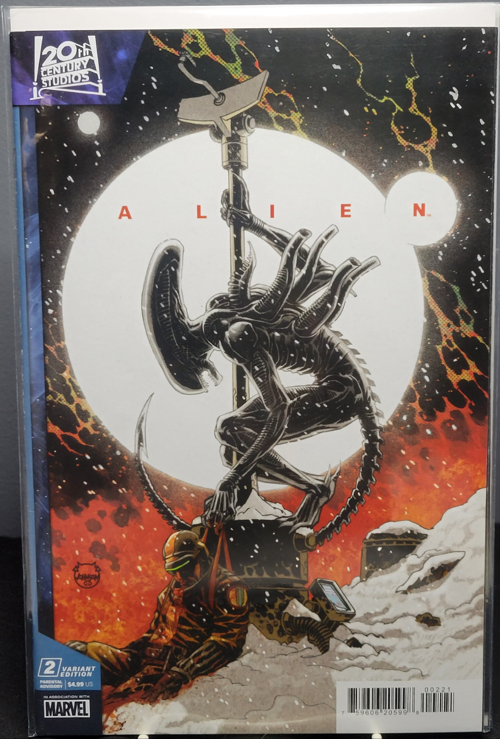 Alien Vol 3 #2 CVR B Dave Johnson Variant